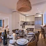 Villa Charming Bohemian Chic Style 4 Bedrooms Punti Waterfront Sea