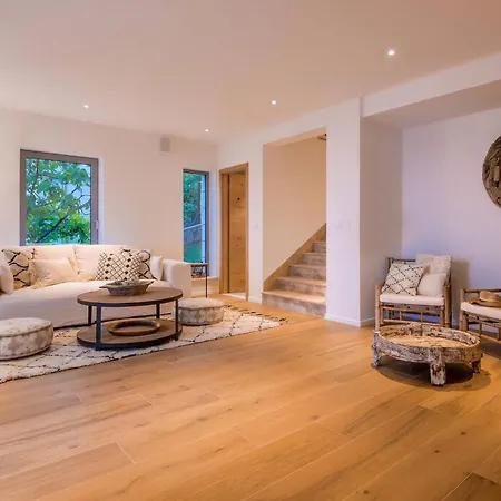 Villa Charming Bohemian Chic Style 4 Bedrooms Punti Waterfront Sea Front With Stunning Ocean Views Brac *