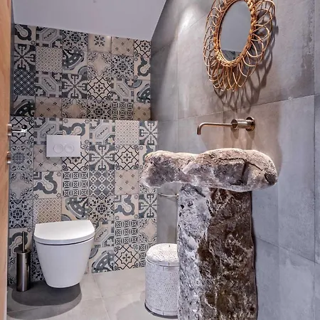 Charming Bohemian Chic Style 4 Bedrooms Punti Waterfront Sea Front With Stunning Ocean Views Brac * Selca (Brac)
