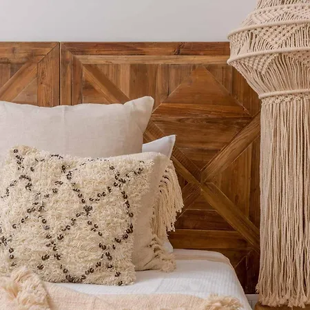 Villa Charming Bohemian Chic Style 4 Bedrooms Punti Waterfront Sea